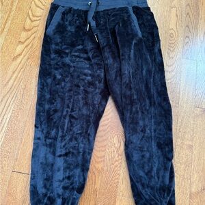 Athleta Women’s Black Velour Johgers